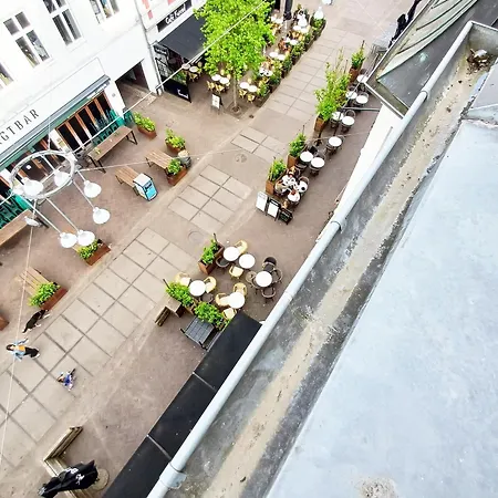 Apartment Bright With Balcony