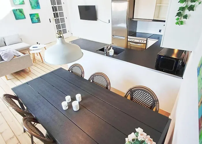 Bright With Balcony * Randers